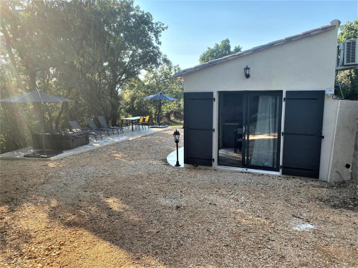 Vezenobres Appartement De Charme Avec Jaccusi מראה חיצוני תמונה