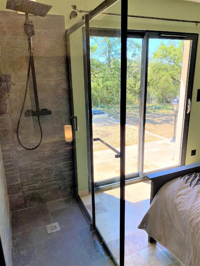Vezenobres Appartement De Charme Avec Jaccusi מראה חיצוני תמונה